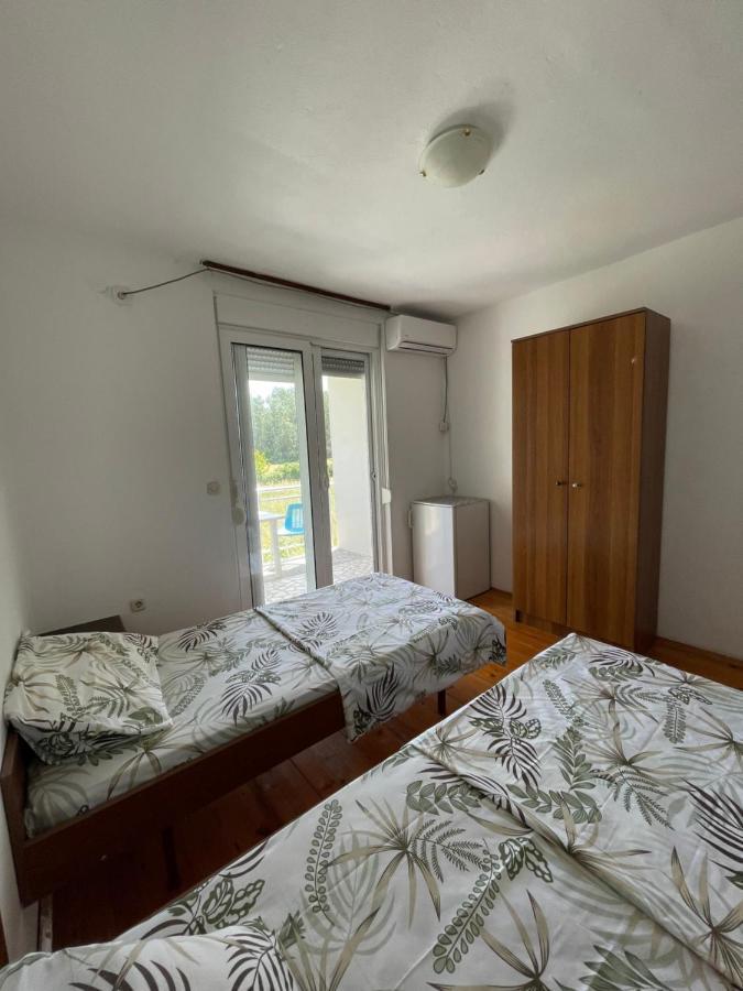 Hotel Summer Sky à Ulcinj Extérieur photo