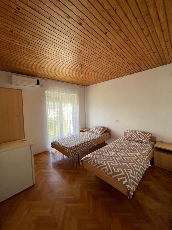 Hotel Summer Sky à Ulcinj Extérieur photo