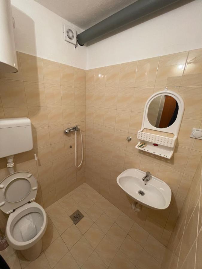Hotel Summer Sky à Ulcinj Extérieur photo