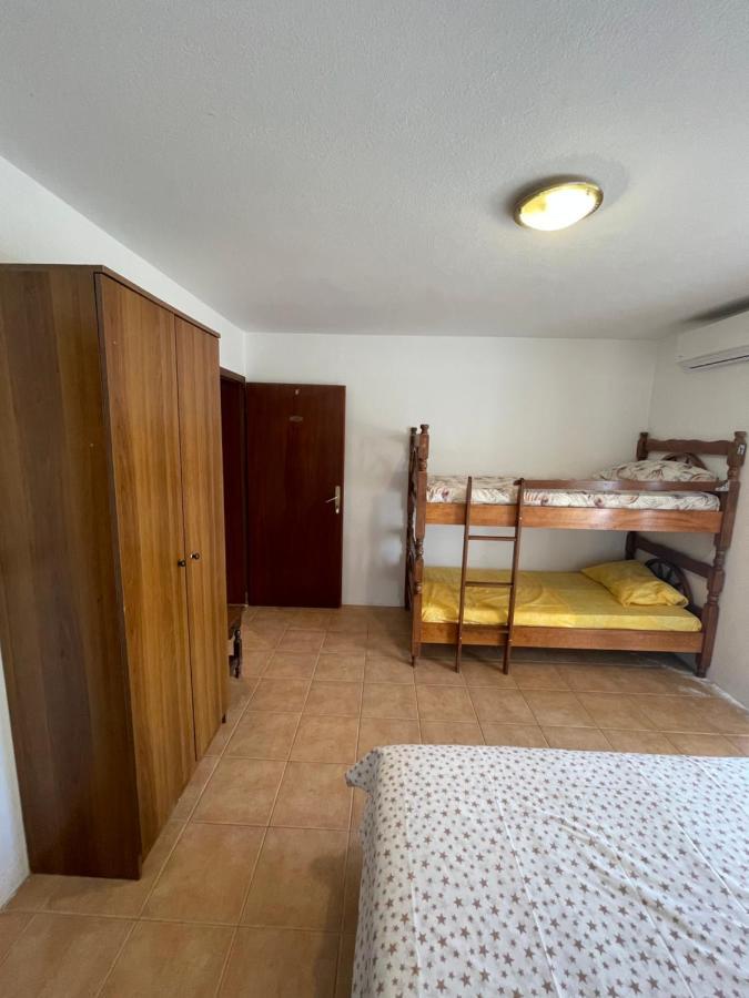 Hotel Summer Sky à Ulcinj Extérieur photo